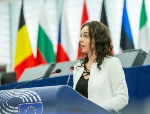 Politici obviňujú EÚ z každého neúspechu, podľa Lexmann to je príčinou narastajúceho euroskepticizmu na Slovensku