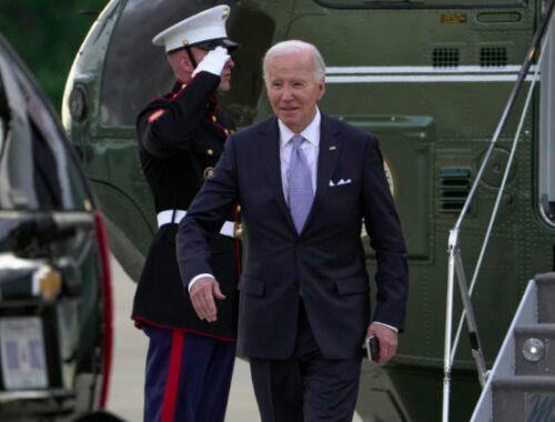 Biden zvýši clá na tovar z Číny, pri elektromobiloch na viac ako 100 percent