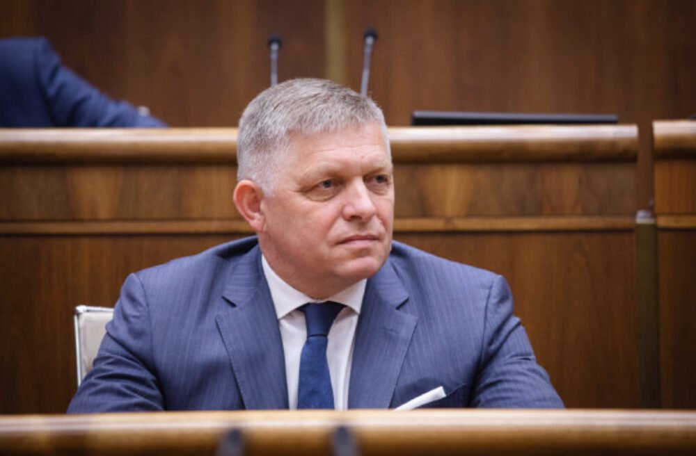 Útok na Fica nesmie spustiť ďalšiu agresiu. Teraz je čas na spájanie, apelujú šéfredaktori v spoločnom vyhlásení
