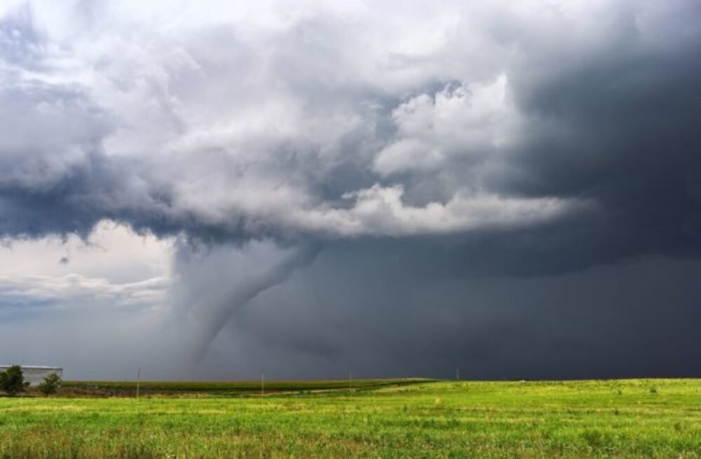 Českí meteorológovia zaznamenali slabé tornádo, potvrdili ho aj dáta z nemeckého radaru