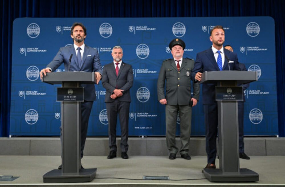 Atentátnik na Fica možno nebol osamelý vlk, Šutaj Eštok upozornil na jeho vymazanú komunikáciu na sociálnej sieti (video)