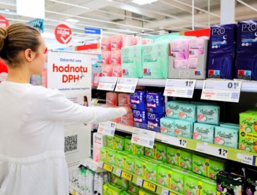 Tesco bojuje proti menštruačnej chudobe: odstrihlo hodnotu DPH z cien produktov dámskej hygieny