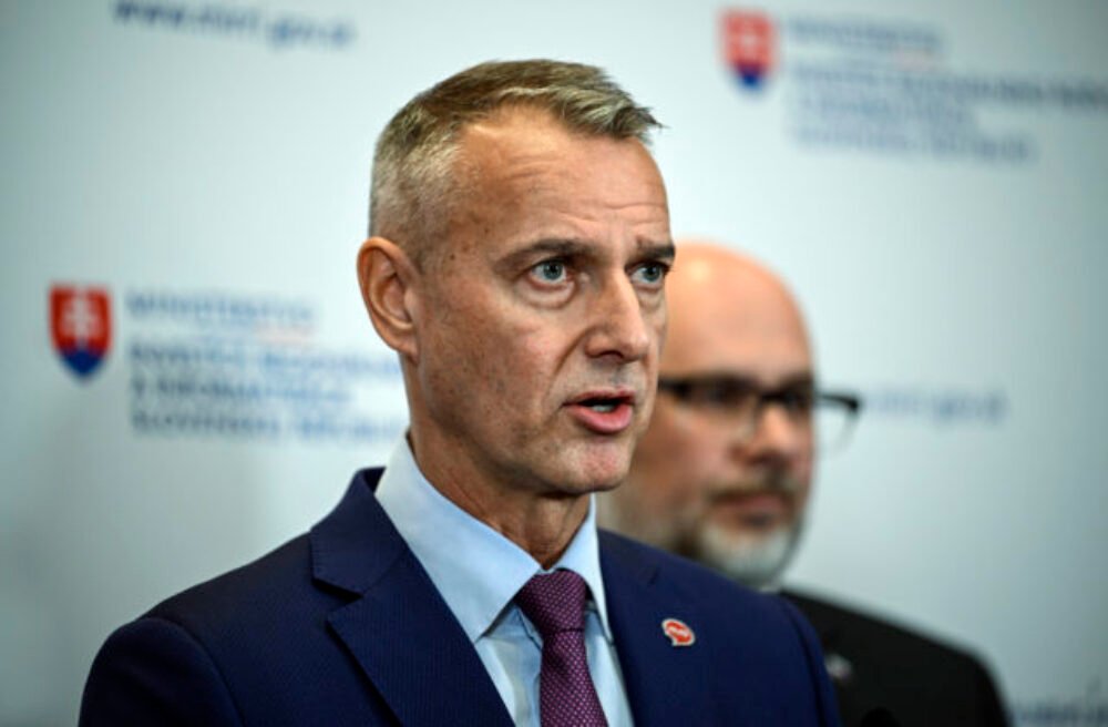 V Programe Slovensko sú vyhlásené výzvy v hodnote 6,5 miliardy eur. Rašiho ministerstvo spúšťa mediálnu kampaň