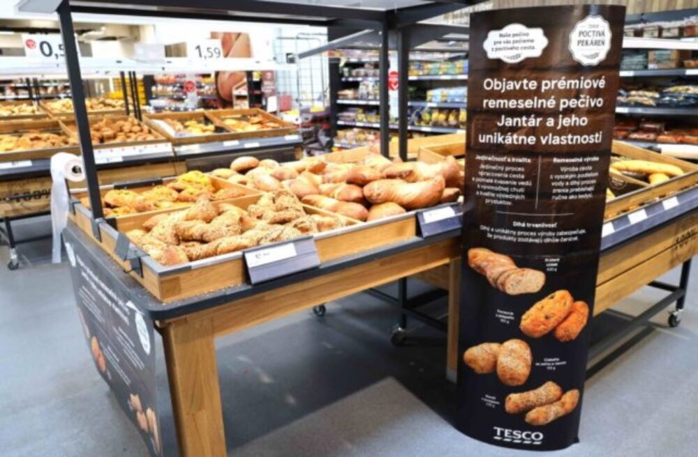 24888_tesco-remeselne-pecivo-1-m-640x420.jpg Tesco ako prvý reťazec na trhu ponúka ručne robené remeselné pečivo