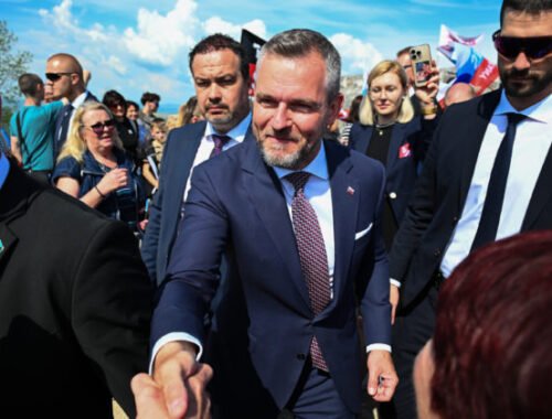 Pellegrini je podľa Slovákov najdôveryhodnejším politikom, Fico však v popularite predbehol Čaputovú