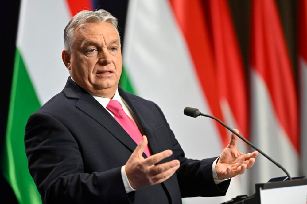 USA a Európska únia kŕmia vojnu, vyhlásil Orbán v súvislosti s umožnením Ukrajine použiť západné zbrane na ruské ciele