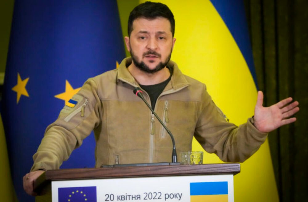 Zelenskyj víta „hmatateľný pokrok“ pri rokovaniach s vojenskými šéfmi Francúzska a Británie