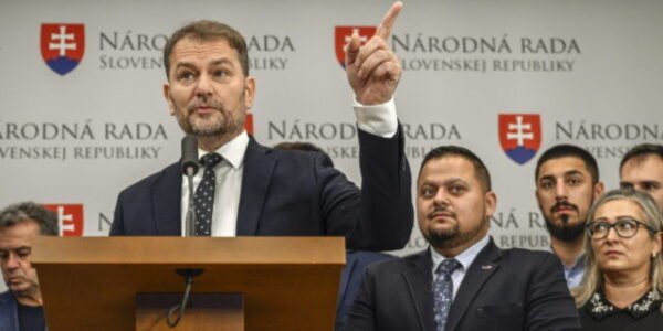 Za 12 dní nad Slovenskom preletelo takmer 600 vojenských lietadiel, Fico podľa Matoviča vtiahol Slovensko do konfliktu – VIDEO