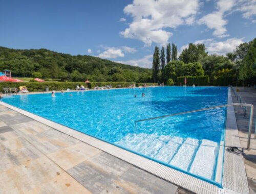 Hygienici kontrolovali kvalitu vody na umelých a prírodných kúpaliskách. Prezradili, kde našli nedostatky