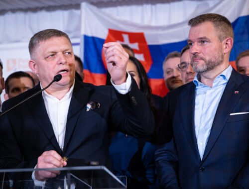 Blízky spojenec populistického premiéra zložil prezidentskú prísahu, píšu o Pellegrinim v zahraničí 