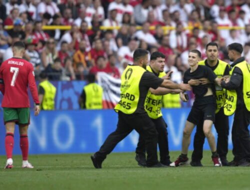 Portugalský futbalista Ramos neodohral zatiaľ ani minútu na ME vo futbale, pre incident sa však mohol vážne zraniť