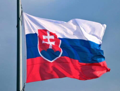 Slováci označujú rok 2025 za najhorší od pandémie, nespokojní sú s ekonomickou aj politickou situáciou