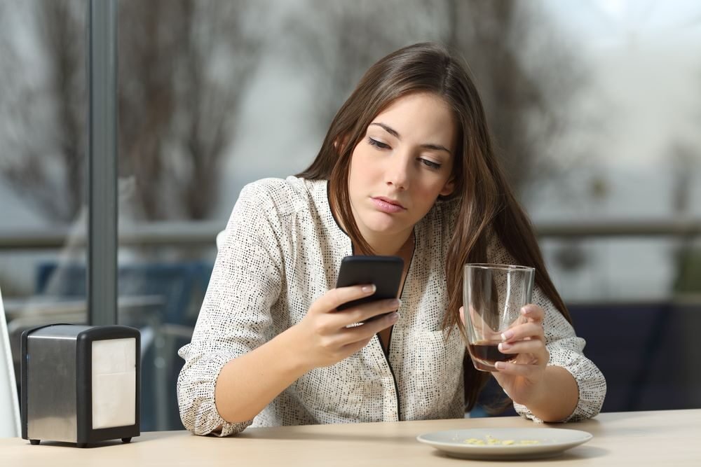 Nikdy neodpovedajte na telefonát slovom „Áno“. Táto chyba vás môže stáť veľa