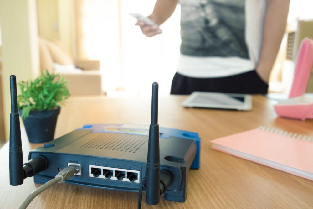 Tajné tlačidlo na smerovači. Pripojenie k sieti Wi-Fi bez hesla Tajné tlačidlo na smerovači. Pripojenie k sieti Wi-Fi bez hesla