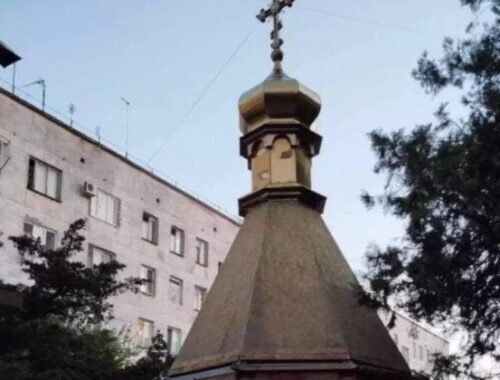 Ruská armáda demontuje posledný ukrajinský kostol na okupovanom Kryme (foto)