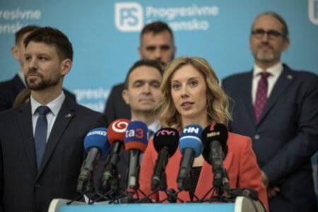 Slovenská vláda odsudzuje útoky na Blízkom východe, ale zároveň povoľuje prelet amerických bojových lietadiel do Iránu, tvrdí Yar