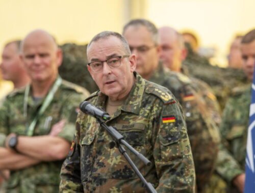 Ruská armáda sa orientuje na Západ, o päť až osem rokov bude pripravená na útok, tvrdí nemecký generál Breuer