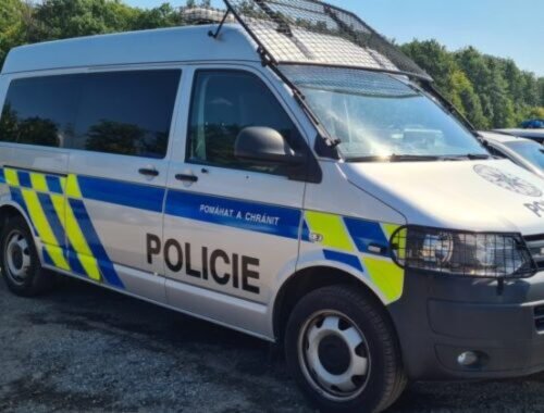 Na brehu Máchovho jazera ležal funkčný granát používaný Wehrmachtom. Ten, kto ho vylovil, ušiel