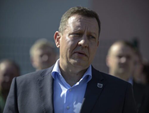 Susko sa podľa Lipšica dopustil nehorázneho hyenizmu, keď obvinil prokurátorov z „úmrtí za mrežami“