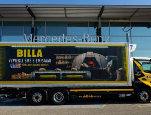 Vypiekli s emisiami! Obľúbené predajne zásobuje prvý 100 % elektrický kamión