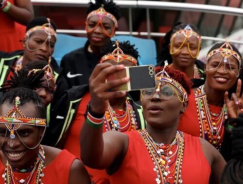 Vďaka Samsungu boli fanúšikovia športovcom na úvodnom ceremoniáli parížskej olympiády bližšie než kedykoľvek v histórii