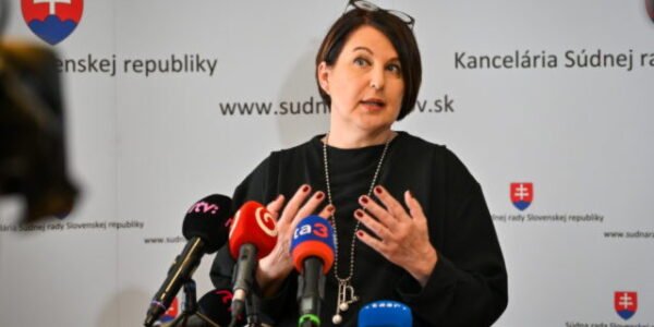 Súdna rada reaguje na kritiku združenia Za otvorenú justíciu, ku všetkým útokom na sudcov sa vyjadruje bez rozdielu