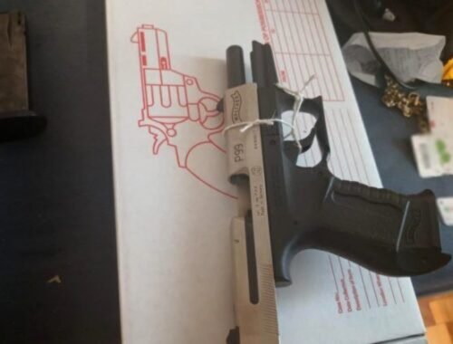 Bratislavská polícia obvinila pre streľbu v Petržalke 40-ročného muža, počas incidentu sa nikto nezranil