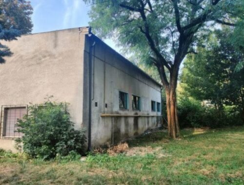 Na sídlisku Podhradová v Košiciach premieňajú výmenníkovú stanicu na komunitno-pastoračné centrum gréckokatolíckej cirkvi (foto)