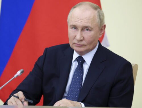 Putinovi sa „plní sen“ o nárazníkovej zóne, vytvárajú ju však Ukrajinci a v ruskej Kurskej oblasti