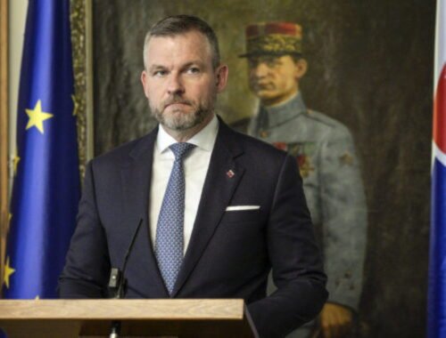 Pellegrini zaryto mlčí a nereaguje na problémy, liberáli požiadali prezidenta o stretnutie (video)