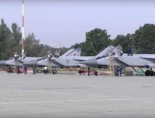 Satelity NASA zachytili požiar pri ruskej leteckej základni Savaslejka, Kremeľ tam uskladňuje aj stíhačky MiG