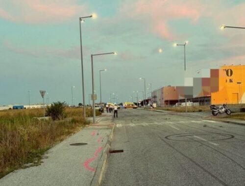 Pri tragickej nehode v Bratislave prišiel o život 22-ročný motorkár (foto)