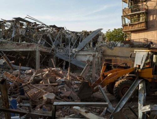 Novinár agentúry Reuters je po útoku Rusov na hotel v Kramatorsku nezvestný, dvaja členovia tímu sú hospitalizovaní