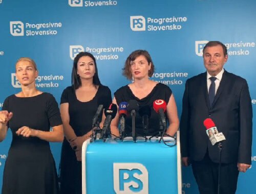 Progresívci varujú pred obmedzovaním mimovládok, súčasné kroky vlády prirovnávajú k praktikám z obdobia komunizmu (video)