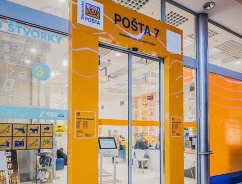 Zásielku si vybavíte už aj mobilom, Slovenská pošta testuje digitálny občiansky preukaz. Zatiaľ však len v týchto mestách