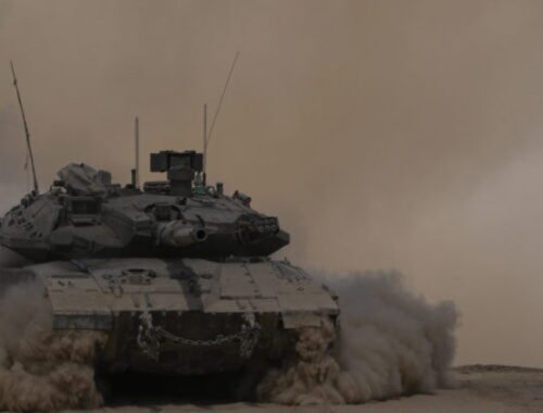 Prímerie v Gaze visí na vlásku, Izrael má pripravené vojenské operácie a čaká na postoj USA