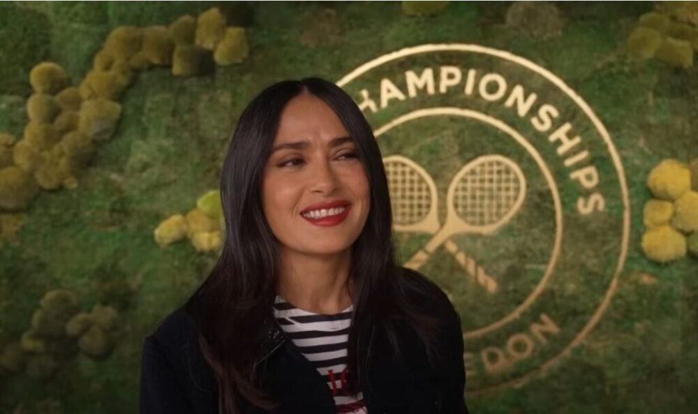 „Tennis mom“ hit v kaderníckych salónoch. Dokonca aj Salma Hayek nosí tento účes