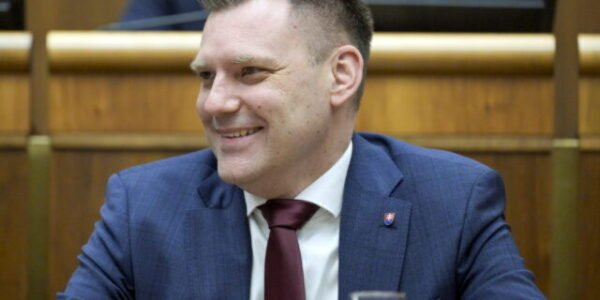 Taraba sa hlási k SNS. Do volieb chce ísť na jej kandidátke, o budúcnosti rozhodne strana