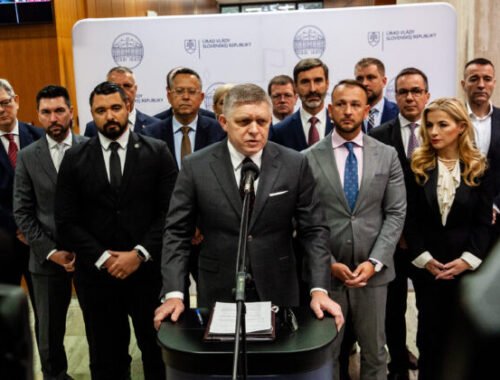 Slovenskí tipéri vnímajú chaos a napätie v politike. Stávky na predčasné voľby výrazne vzrástli