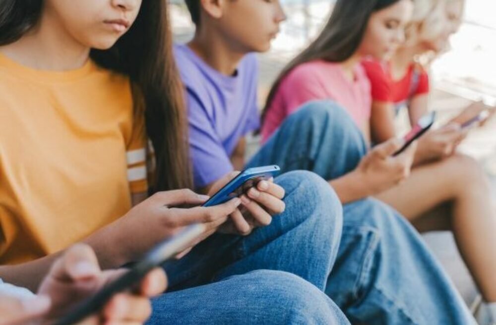 Ústredie práce si pripomína Deň bezpečnejšieho internetu, tohtoročnou témou je „Spoločne pre lepší internet“