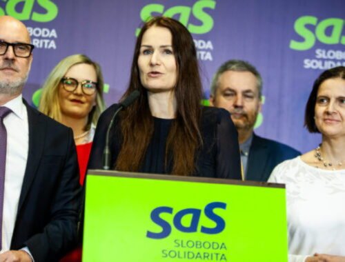 Bajo Holečková považuje rozhodnutie Gröhlinga za správne, vec ohľadom kandidátky SaS bez Sulíka považuje za uzavretú