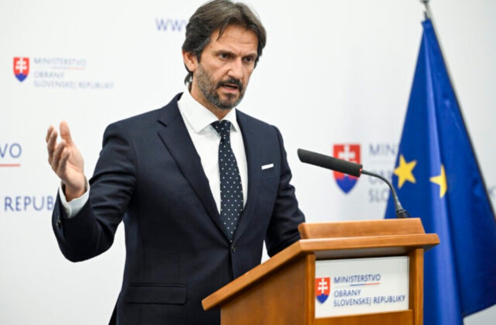 Kaliňák nevylúčil, že by sa Huliak mohol stať ministrom cestovného ruchu a Ferenčák ministrom investícií