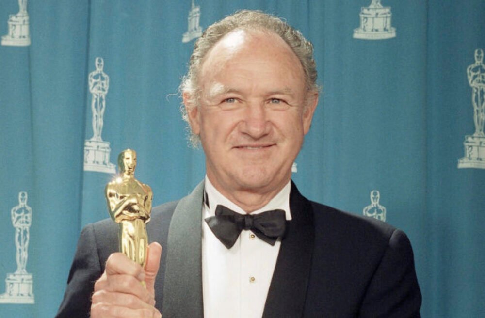 Zomrel legendárny herec Gene Hackman a jeho manželka, zažiaril vo filmoch Francúzska spojka či Horiace Mississippi