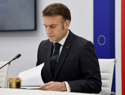 Brusel podľa Macrona plánuje recipročné clá na americkú oceľ a hliník