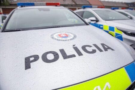 Po policajnej akcii „Hlavička“ obvinili z drogovej trestnej činnosti päť osôb – VIDEO