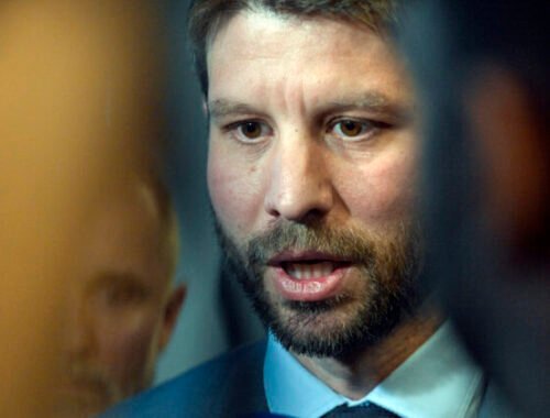 Pomsta je spoločným menovateľom tejto vlády, vyhlásil Šimečka a snahu zadržať Naďa považuje za politickú hru
