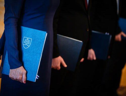 Prezident Pellegrini odovzdal poverovacie listiny štyrom dezignovaným veľvyslancom SR – FOTO, VIDEO
