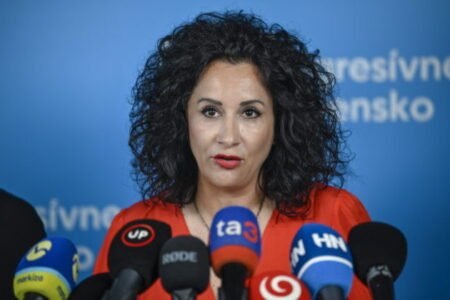 Progresívci žiadajú mimoriadne zasadnutie výboru pre kultúru a médiá, Jaurová kritizuje drastické škrty vo financovaní – VIDEO