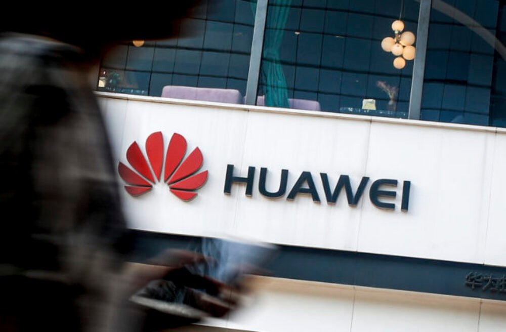 Belgickí prokurátori obvinili osem osôb v rámci vyšetrovania korupcie spojeného s Huawei