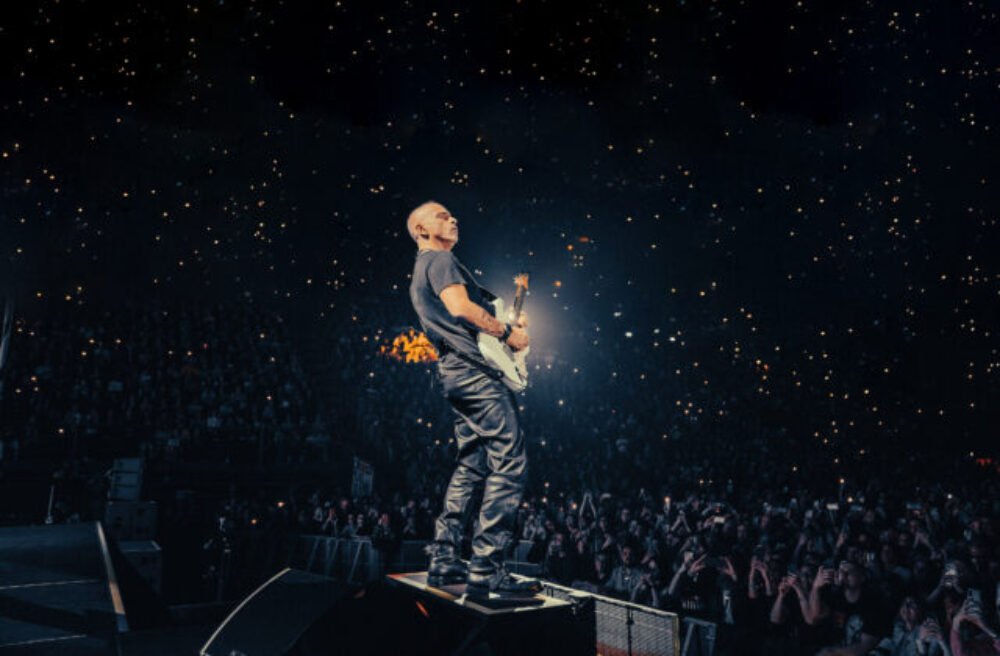 Eros Ramazzotti sa vracia! Talianska megahviezda oznamuje svetové turné, Bratislava bude pri tom!